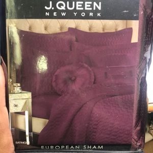 NWT J QUEEN European Sham Satinique